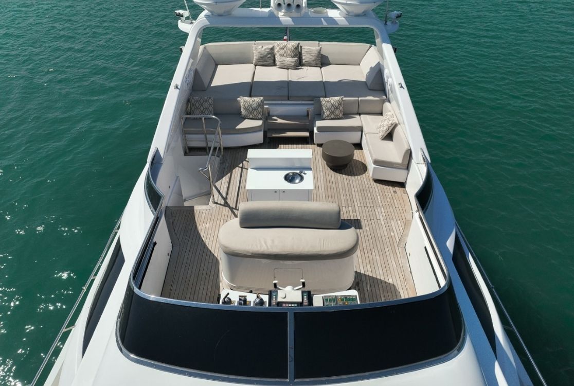 yacht 105' leopard