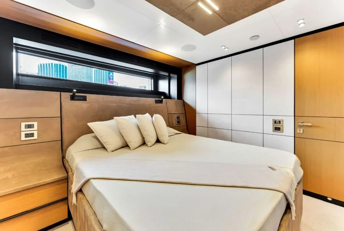 exclusive yachts