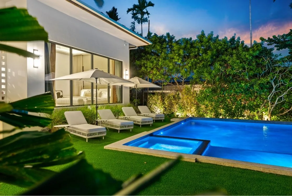 Garden - Swimming Pool