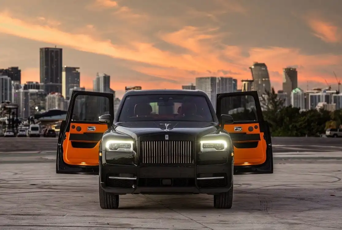 Rolls-Royce Cullinan Luxury Car Rental