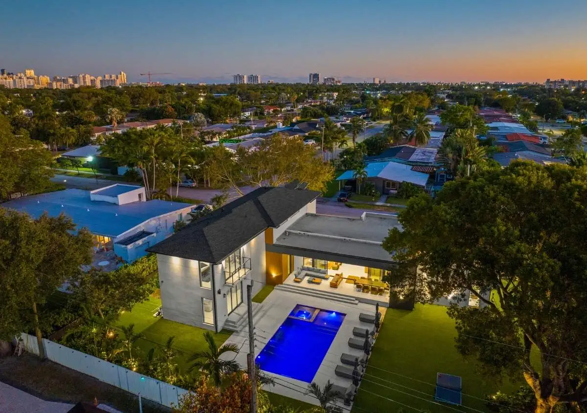 Luxury Villa Rental in Miami Luxury Villa Rental