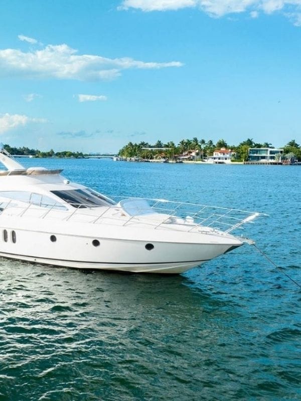 Yacht (offre Silver) Miami luxury escape (SILVER Experience)